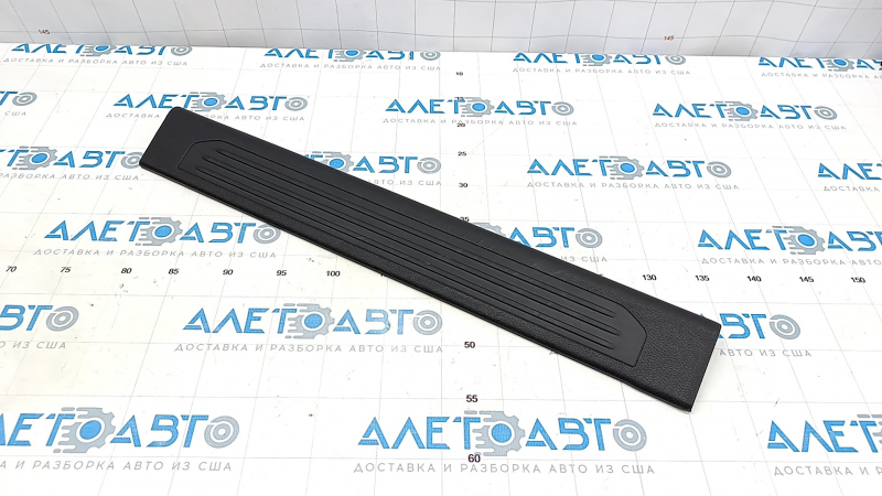 Door sill trim inner front right Nissan Murano z52 17- black, 3 stripes, scratch