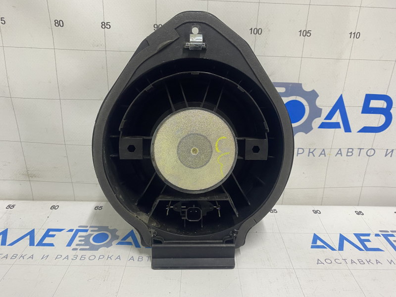 Chevrolet Cruze 11-15 rear left door speaker dented