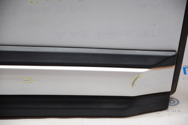 Door assembly rear right Mitsubishi Outlander 16-21 rest silver A31, dents, scratch on overlay