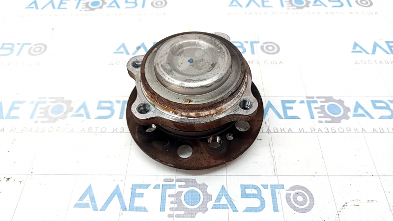 Front right hub Mercedes GLC 16-22 RWD rusty, bearing hums