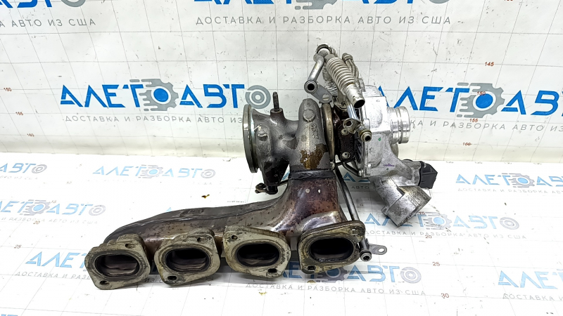 Turbocharger complete with manifold Mercedes GLC 300 16-19 93k with cooling pipes, chip is dented