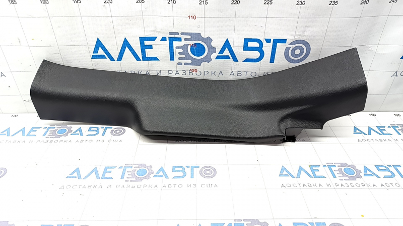 Door sill trim rear right inner Infiniti Q50 14- black, scratches
