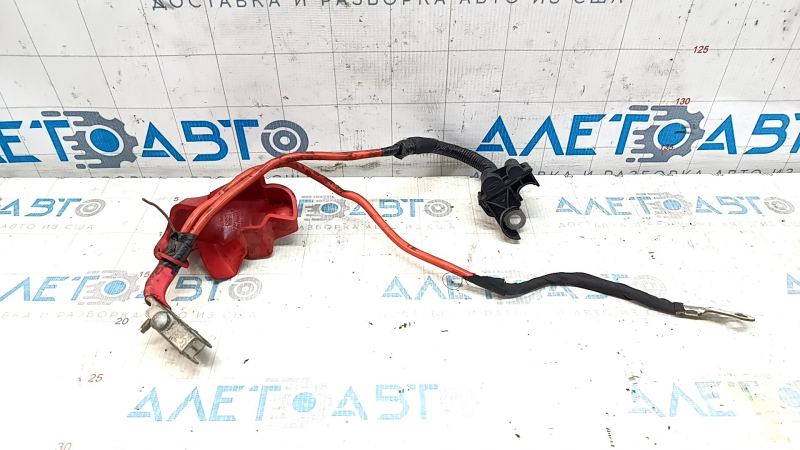 Positive terminal of battery Lincoln Nautilus 19-23 2.7T