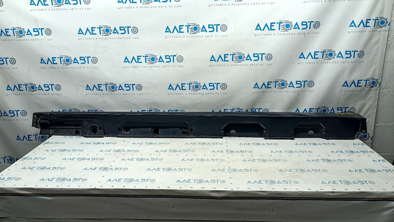 Left threshold Toyota Camry v70 18-24 LE\XLE blue, scratches