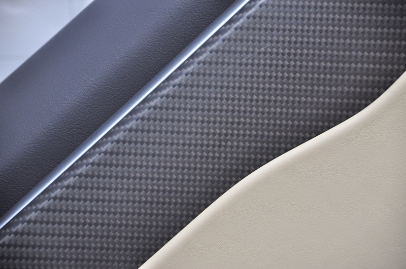 Door trim card rear left Tesla Model X 16-21 beige+black, carbon molding, scratches on molding