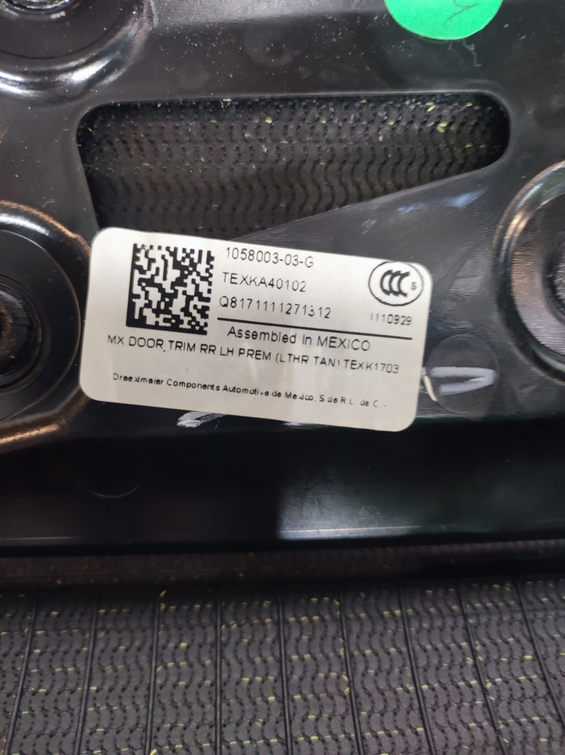 Door trim card rear left Tesla Model X 16-21 beige+black, carbon molding, scratches on molding