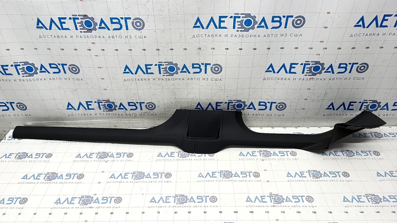 Right threshold trim VW Jetta 19- black with chrome molding and backlight, scratches, bump on the trim