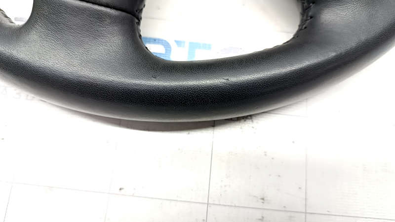 Bare steering wheel Audi Q5 8R 09-12 leather black, scratches