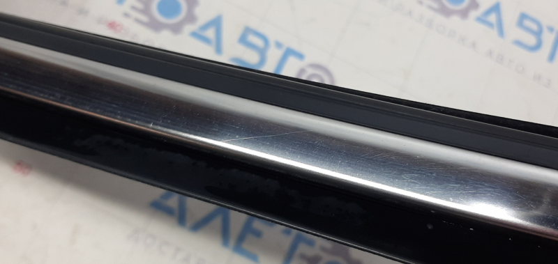 Upper rear left door molding Ford Fusion mk5 13-20 chrome with glass seal, minor scratches, for polishing