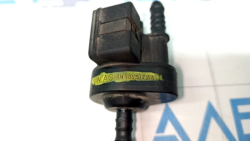 Solenoid valve Audi Q5 8R 13-17 2.0T 3.0 tfsi