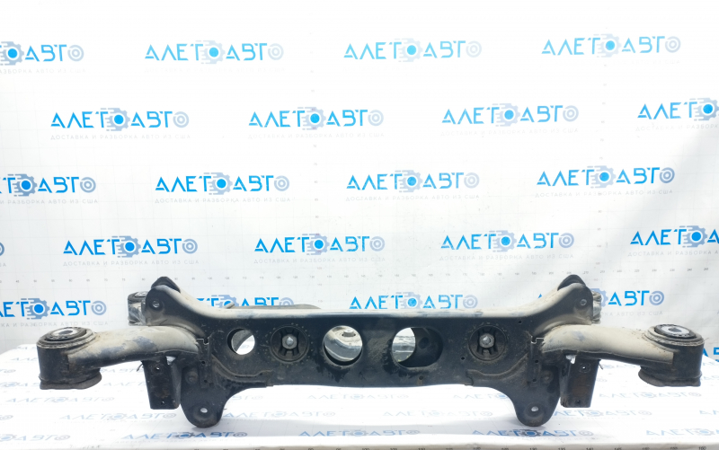 Rear subframe Audi Q5 8R 09-17 AWD rusty, cracked S/B gearbox