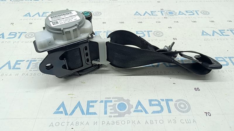 Seat belt rear left Audi Q3 8U 15-18 black