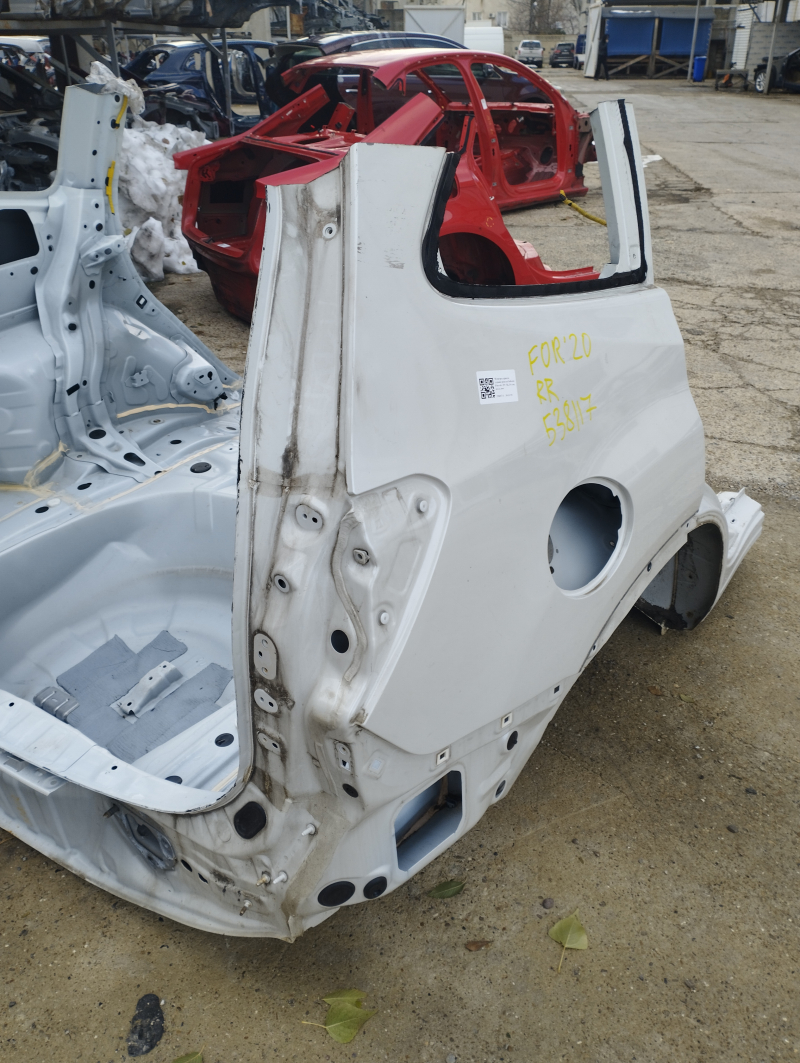 Quarter wing rear right Subaru Forester 19- SK, white, on the body