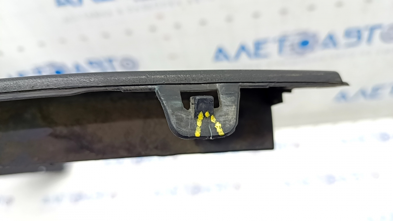 Rear right wing arch trim BMW X3 F25 11-17 structure, broken fastening, bump