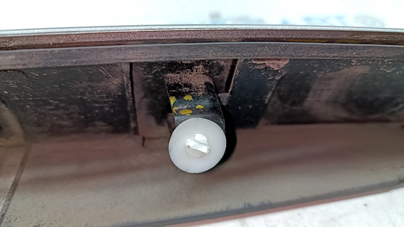 Chevrolet Trax 17-22 trunk door trim with emblem, under camera, cracks in fasteners