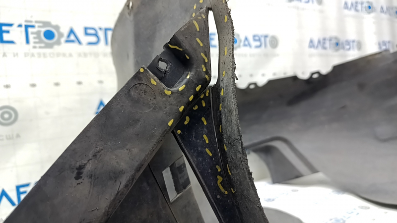 Front left fender liner VW Passat b8 16-19 USA tears