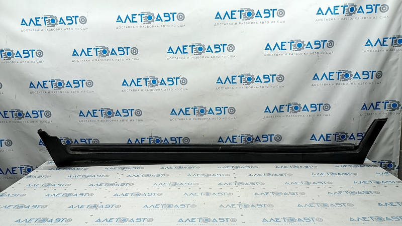 Threshold assembly 2 parts left Chevrolet Trax 15-22 with seal, structure, scratches, pressed