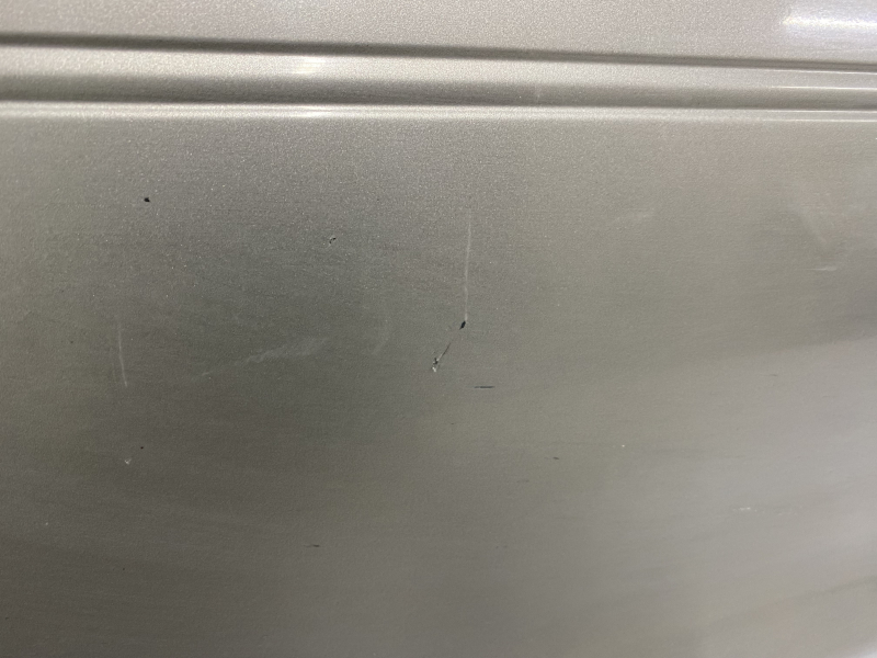 Door trim lower large rear right Lexus RX300 98-03 scratches