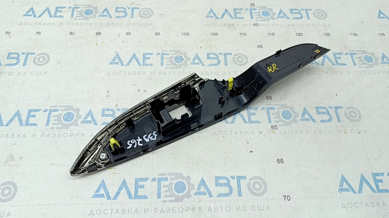 Rear right window lifter control trim Toyota Avalon 13-18 broken fastener