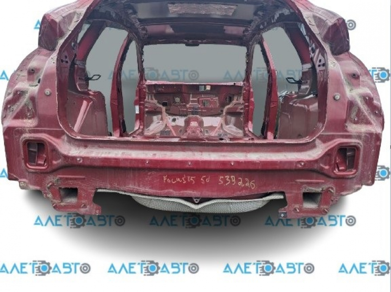 Rear panel Ford Focus mk3 11-18 5d complete 2 parts, red on the body