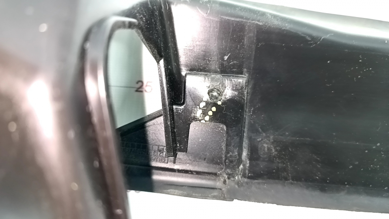 Upper trunk door trim Mercedes W167 GLE 350 450 20-23 on the body, cracks in the fasteners