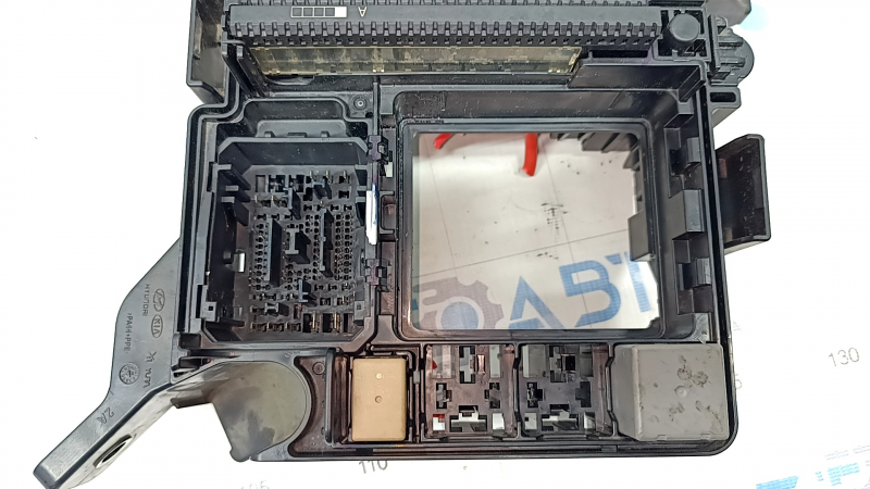 Underhood fuse box Hyundai Sonata 15-19 2.4