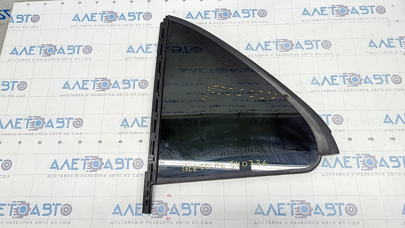Door glass triangle rear left Mercedes W167 GLE 350 450 20-23 tinted, scratches