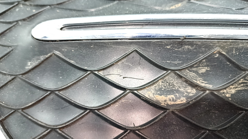 Front bumper grille left Mercedes W167 GLE 350 450 20-23 for parking sensors, scratches