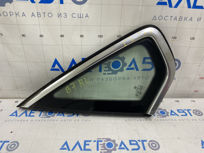 Window blind glass rear left VW Passat b7 12-15 USA chrome, scratches on chrome, tear of seal