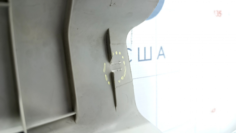 Front right door sill trim Lexus RX350 RX450h 10-12 gray, with chrome trim, worn, bumps on chrome