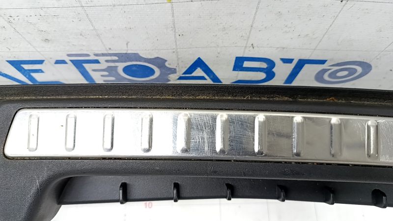 Volvo XC90 16-22 black boot opening trim with metal inserts, scratches