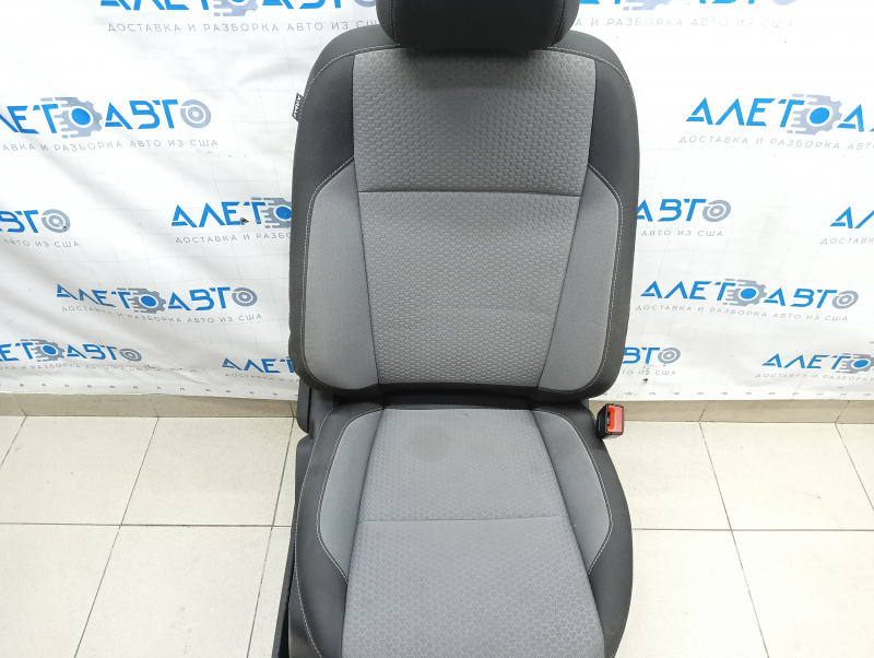Passenger seat Ford Escape MK3 13-19 without airbag, mechanical, cloth black-gray, for dry cleaning