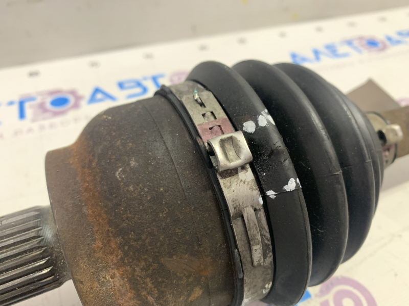 Drive axle shaft front right Ford Focus mk3 11-18 2.0 automatic transmission without bracket, broken silent block