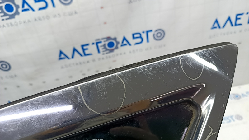 Window blind glass rear left Lincoln MKZ 13-20 chrome, scratches on chrome, scratches on glass