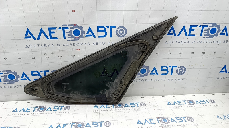 Window blind glass rear left Lexus RX350 RX450h 10-15 chrome scratches on chrome, scratches on glass