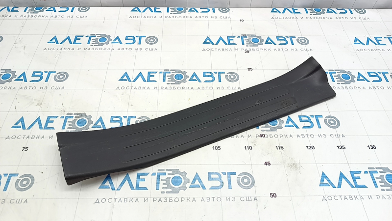 Door sill trim rear left inner Lexus GX470 03-09 gray, scratches