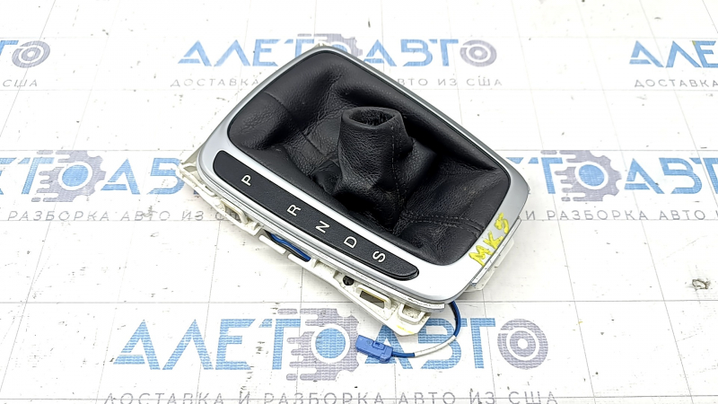 Ford Fusion mk5 13-16 shifter pad black, broken mount