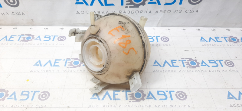 Expansion tank cooling VW Passat b7 12-15 USA without cap