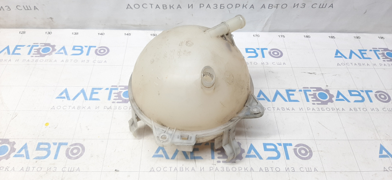 Expansion tank cooling VW Passat b7 12-15 USA without cap