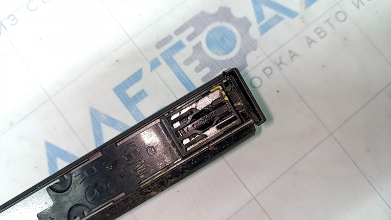 Right roof trim Mazda CX-5 17 - under the sunroof, broken fastening