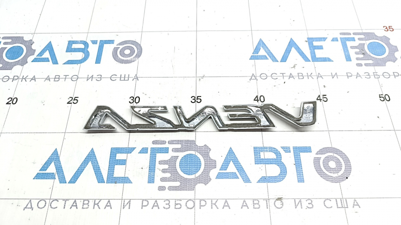 Emblem inscription "VENZA" trunk door Toyota Venza 21-