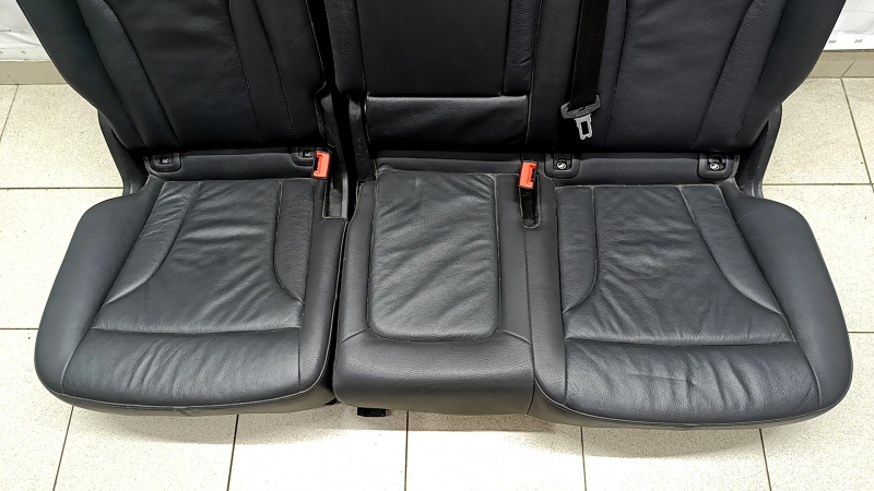 Rear row of seats 2nd row Audi Q5 8R 09-17 leather, black, scratches