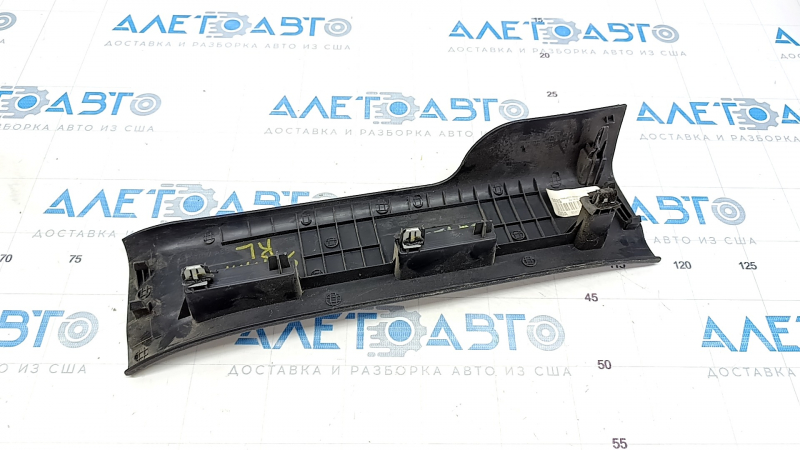 Door sill trim rear left Hyundai Santa FE Sport 13-18 black, worn