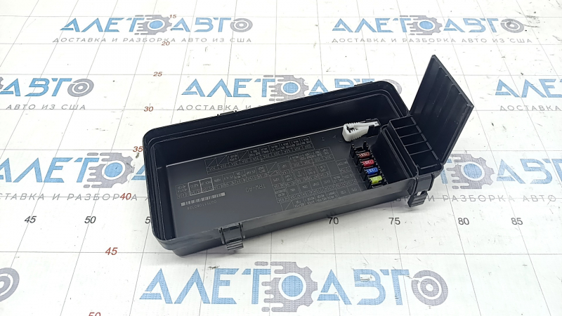 Honda Clarity 18-21 usa underhood fuse box cover