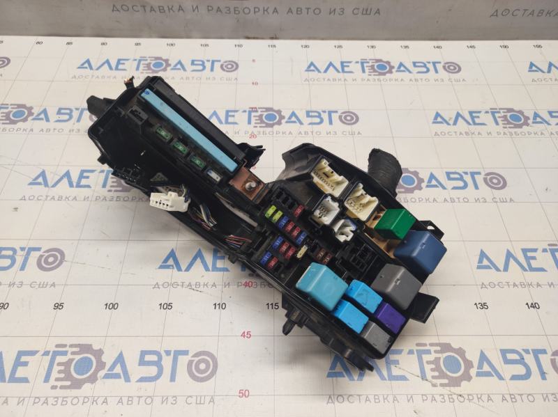 Underhood fuse box Lexus ES350 07-12 broken fasteners, no cover