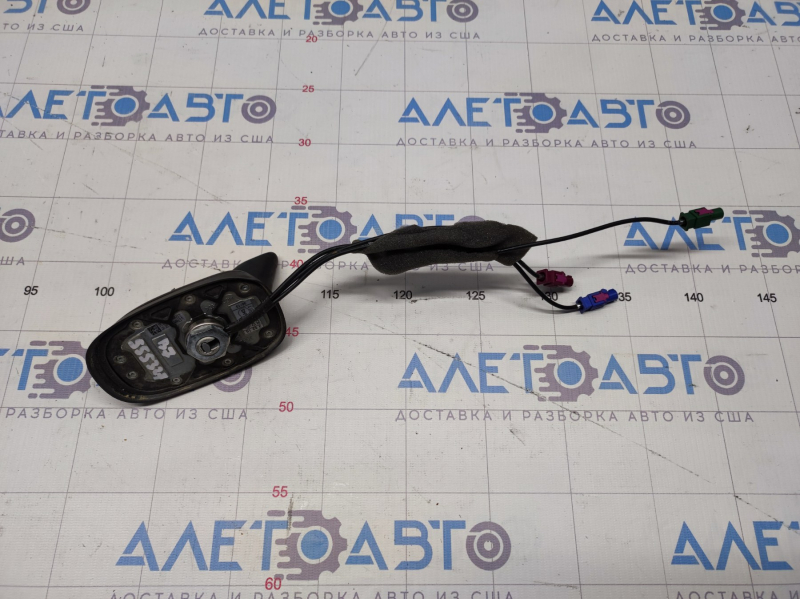 Antenna fin VW Passat b7 12-15 USA 3 wires, scratches