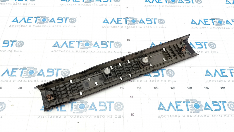 Door sill trim front left Ford Fusion mk5 13-20 black, with chrome trim, worn