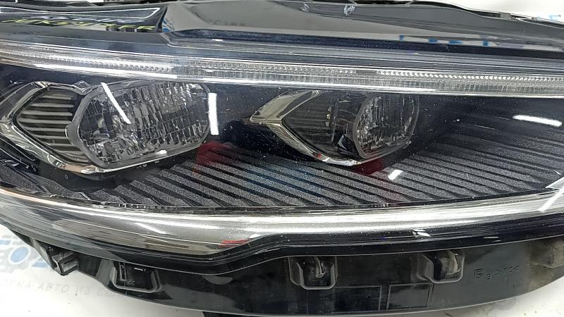 Front right headlight complete Ford Fusion mk5 17-20 LED, with DRL, sand, chip, broken fastener