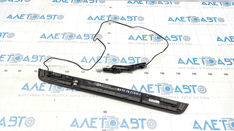 Door sill trim front right outer Infiniti QX30 17- with chrome, with backlight, worn, bump