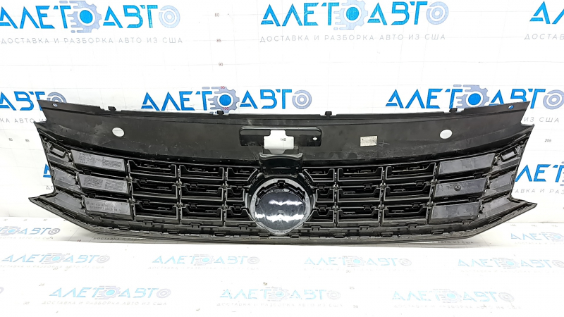 Radiator grill with badge VW Passat b8 16-19 USA R-Line, sand
